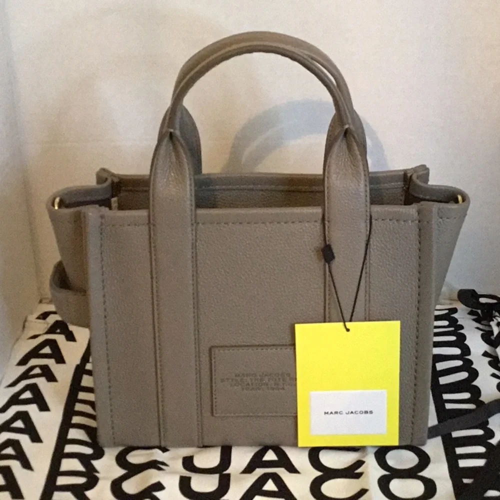 Marc Jacobs Taupe Leather Handbag SMALL
